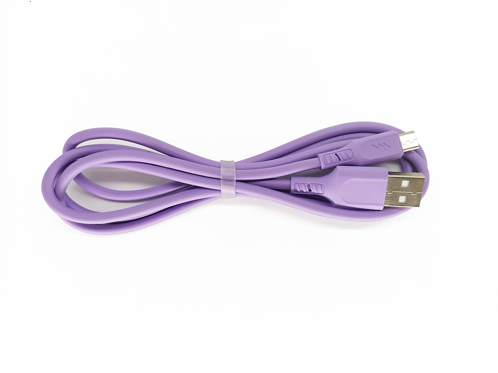 液態(tài)硅膠安卓Micro數(shù)據(jù)線，聯(lián)鑫德誠(chéng)數(shù)據(jù)線定制廠家